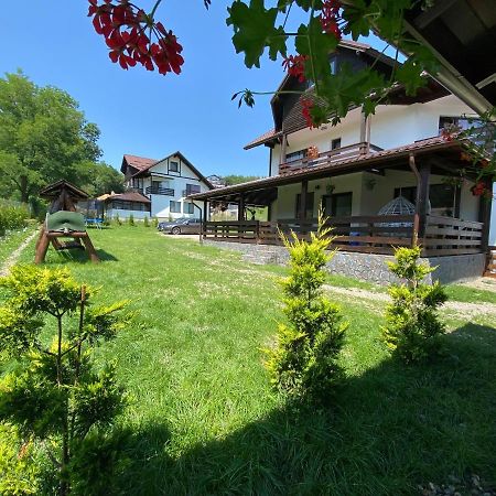 Villa Casuta Vulpitei Predelut Exterior foto